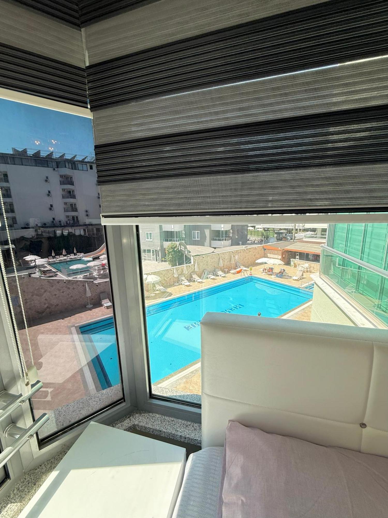 Sa Apartments! Beachfront Apartment With Sea View & Pool Alanya Zewnętrze zdjęcie